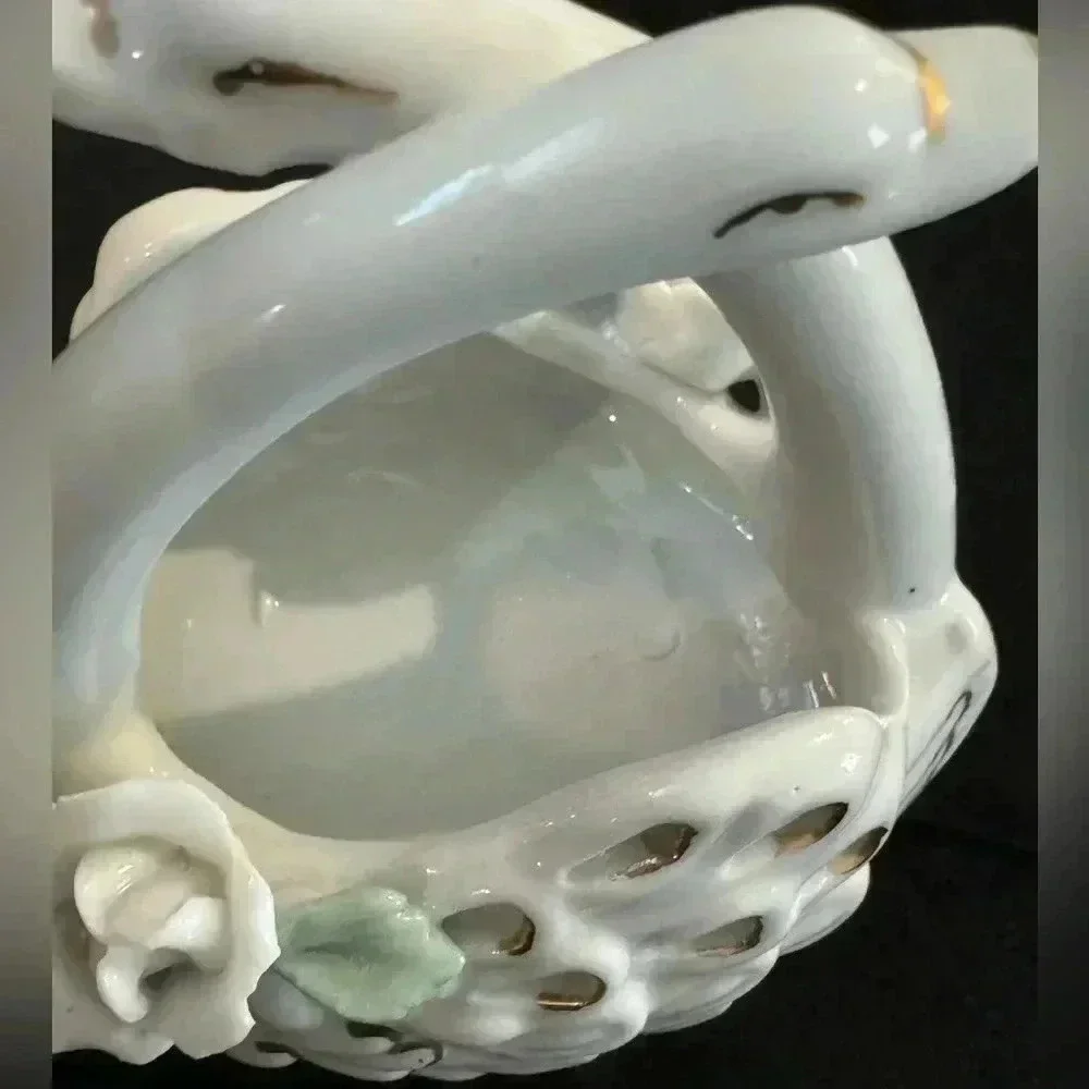 Vintage Swan Basket Cottagecore Ceramic Decor Grannycore Trinket 90’s Birds - Picture 8 of 11